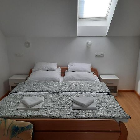 Апартаменти Apartma Smid Шкоф'я-Лока Екстер'єр фото